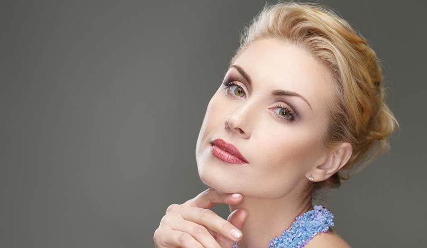 Blond with Hand on Chin